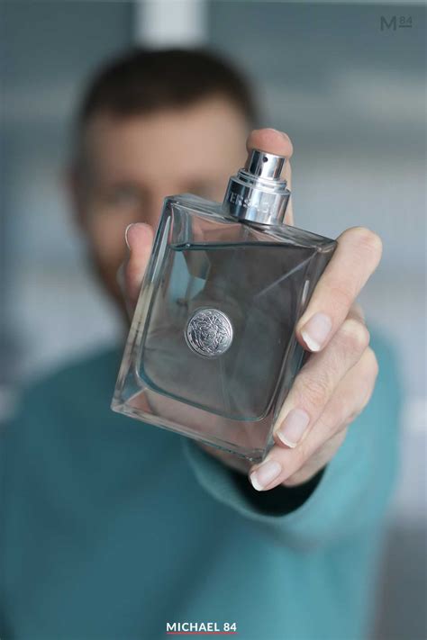 versace pour homme onhalttsotffe|what does versace pour homme smell like.